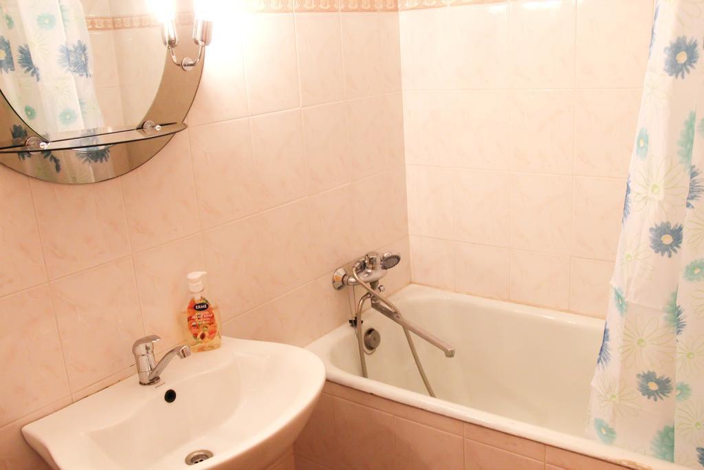 City Centre Apartment Odessa Buitenkant foto